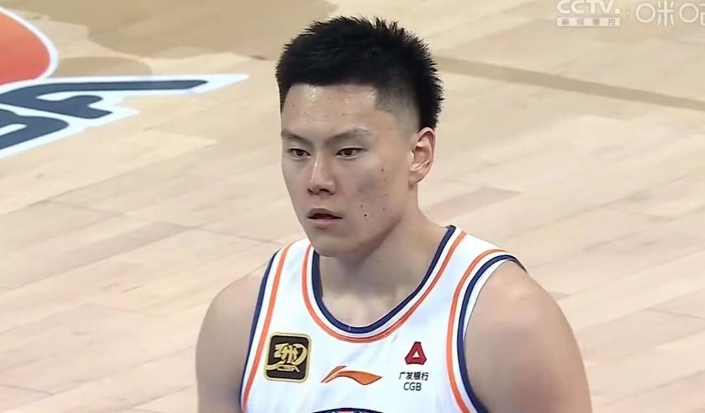 北京队战胜上海男篮,取得重要胜利的简单介绍 北京队战胜上海男篮,取得重要胜利的简单介绍